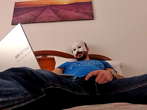 Snapshot of ItalStall chatting on 03-17-26, 12:19 ItalStall online show from 03-17-26, 12:19
