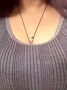 Cute-Anamika50 online show from 02-04-25, 07:07