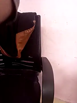 Cute-Anamika50 online show from 02-08-25, 04:14