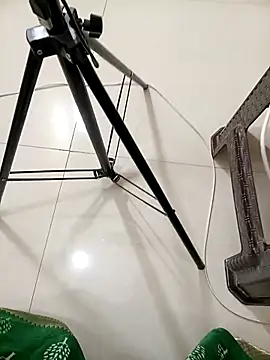 Cute-Aadhvita online show from 09-10-25, 05:02