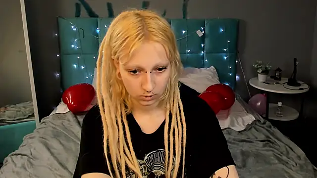 Lexy-Woorhez online show from 02-13-25, 01:26