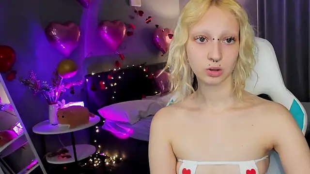 Lexy-Woorhez online show from 02-26-25, 01:30