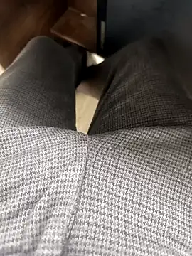 Snapshot of Kakabiraji chatting on 12-24-24, 01:28 Kakabiraji online show from 12-24-24, 01:28