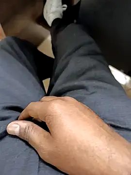 Snapshot of Kakabiraji chatting on 12-26-24, 10:26 Kakabiraji online show from 12-26-24, 10:26