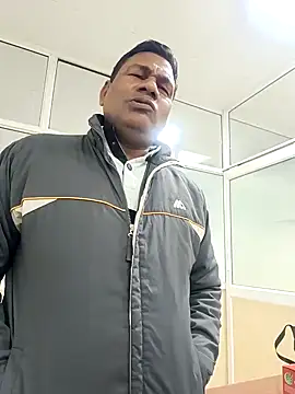 Snapshot of Kakabiraji chatting on 01-20-25, 01:53 Kakabiraji online show from 01-20-25, 01:53