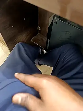 Snapshot of Kakabiraji chatting on 03-11-25, 06:32 Kakabiraji online show from 03-11-25, 06:32