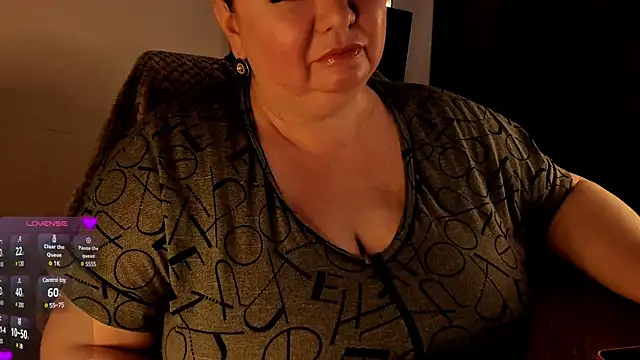 Snapshot of SexxyDreams1 chatting on 02-13-25, 06:09 SexxyDreams1 online show from 02-13-25, 06:09