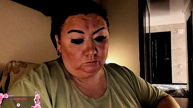 Snapshot of SexxyDreams1 chatting on 10-02-25, 05:47 SexxyDreams1 online show from 10-02-25, 05:47