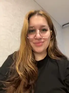 VikiDemi online show from 09-29-25, 02:11