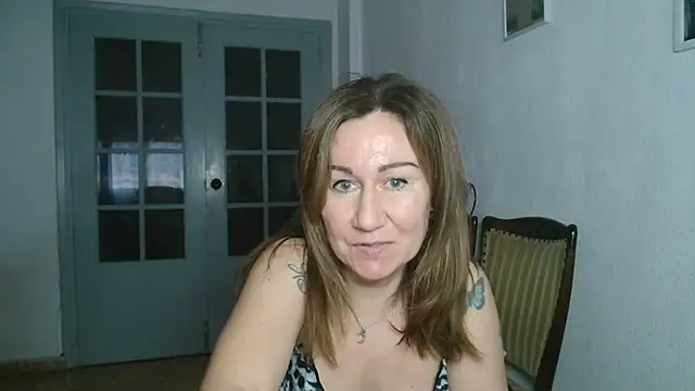 TamaraSweetxo online show from 03-03-25, 07:32