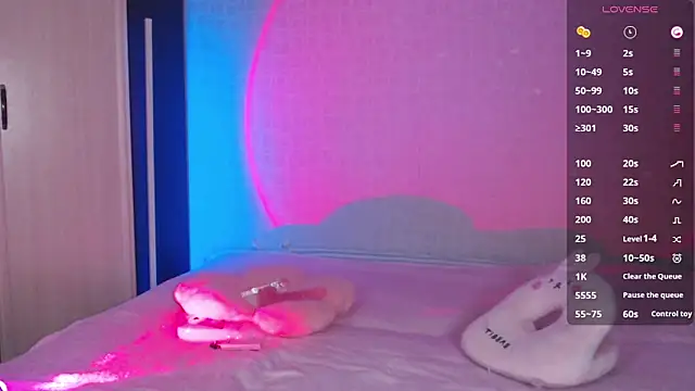 Snapshot of Lessy_Lasska chatting on 11-29-25, 01:03 Lessy Lasska online show from 11-29-25, 01:03