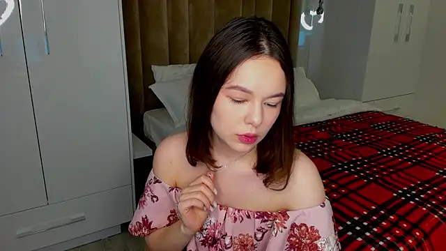 LovelyJane online show from 12-20-24, 11:21