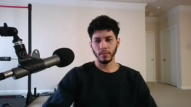 Snapshot of DamnKevin chatting on 01-15-25, 05:15 DamnKevin online show from 01-15-25, 05:15