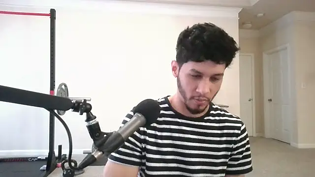 Snapshot of DamnKevin chatting on 03-17-25, 01:39 DamnKevin online show from 03-17-25, 01:39