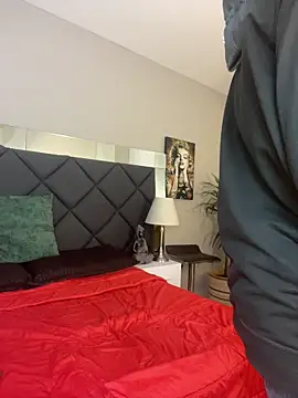 Robin Rief online show from 02-05-26, 03:44