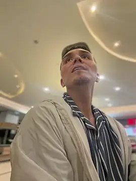 Snapshot of adam-rivera chatting on 01-16-26, 02:04 adam-rivera online show from 01-16-26, 02:04