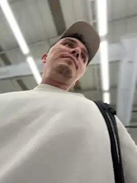 Snapshot of adam-rivera chatting on 01-17-26, 01:54 adam-rivera online show from 01-17-26, 01:54