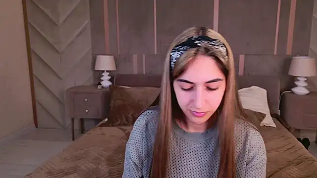 Teresa Stane online show from 03-07-25, 08:13