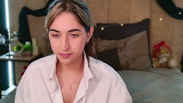 Teresa Stane online show from 03-22-25, 11:32