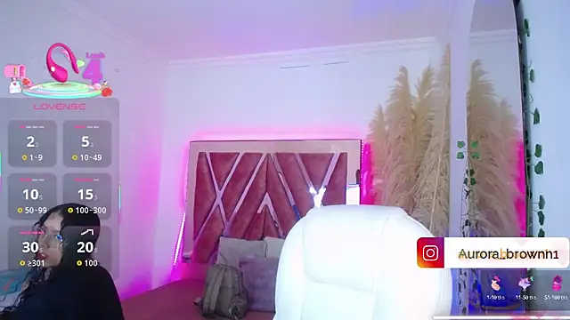 Aurora Brownn online show from 10-09-25, 04:43