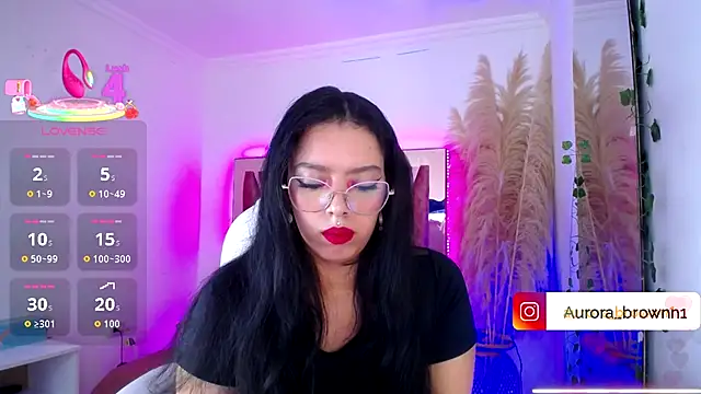 Aurora Brownn online show from 10-16-25, 04:35