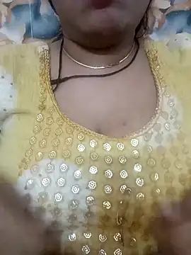 Snapshot of Haniya-143 chatting on 03-07-25, 07:16 Haniya-143 online show from 03-07-25, 07:16