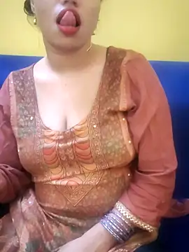 Snapshot of Haniya-143 chatting on 09-20-25, 09:10 Haniya-143 online show from 09-20-25, 09:10