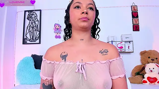 Snapshot of Mari_Sweett chatting on 02-27-25, 05:58 Mari Sweett online show from 02-27-25, 05:58