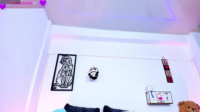 Snapshot of Mari_Sweett chatting on 03-06-25, 11:31 Mari Sweett online show from 03-06-25, 11:31