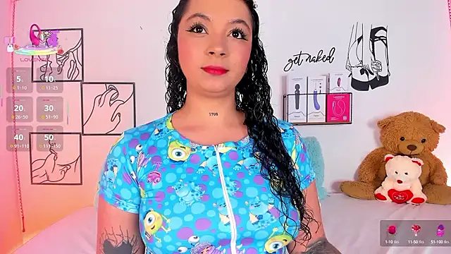 Snapshot of Mari_Sweett chatting on 09-17-25, 07:15 Mari Sweett online show from 09-17-25, 07:15