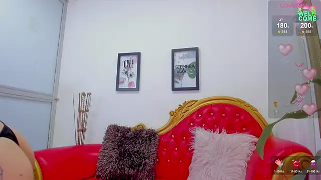 Snapshot of miaa-sofiaa chatting on 02-03-25, 10:21 miaa-sofiaa online show from 02-03-25, 10:21