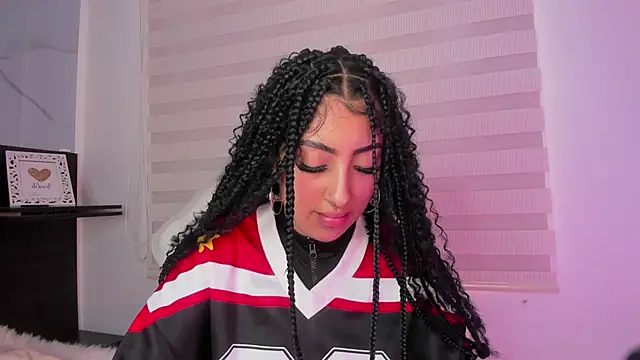 Snapshot of misscheelsee chatting on 02-22-25, 02:30 misscheelsee online show from 02-22-25, 02:30