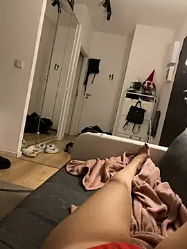 Snapshot of reema6969 chatting on 12-12-24, 04:53 reema6969 online show from 12-12-24, 04:53