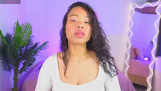 Snapshot of penelope_tay1 chatting on 01-29-25, 03:22 penelope tay1 online show from 01-29-25, 03:22