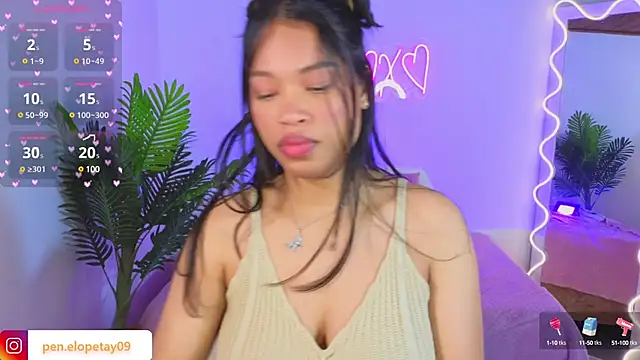 Snapshot of penelope_tay1 chatting on 02-03-25, 04:14 penelope tay1 online show from 02-03-25, 04:14