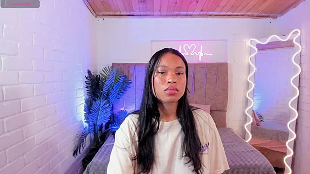 Snapshot of penelope_tay1 chatting on 02-13-25, 03:29 penelope tay1 online show from 02-13-25, 03:29