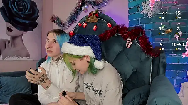 Snapshot of Milten-Trish chatting on 12-16-24, 08:37 Milten-Trish online show from 12-16-24, 08:37