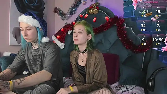 Snapshot of Milten-Trish chatting on 12-17-24, 11:49 Milten-Trish online show from 12-17-24, 11:49