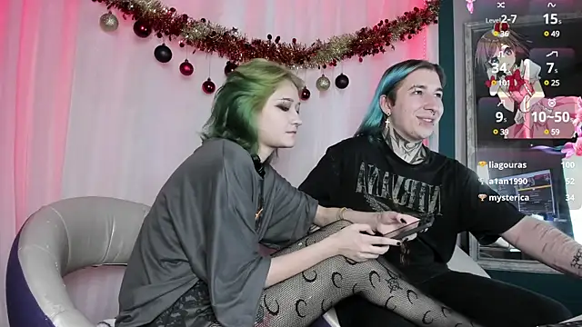 Snapshot of Milten-Trish chatting on 12-24-24, 11:11 Milten-Trish online show from 12-24-24, 11:11