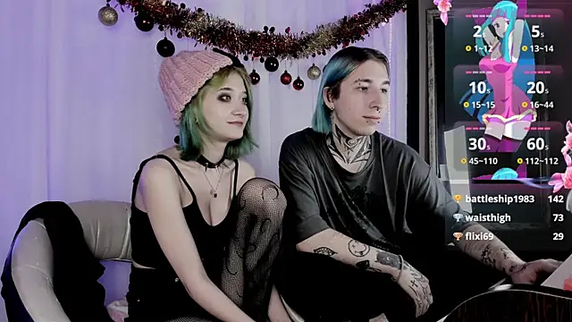 Snapshot of Milten-Trish chatting on 01-06-25, 01:20 Milten-Trish online show from 01-06-25, 01:20