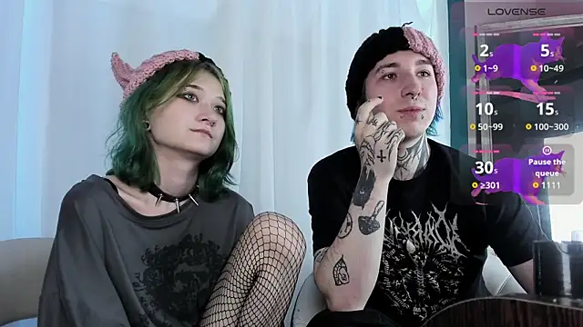 Snapshot of Milten-Trish chatting on 01-18-25, 10:49 Milten-Trish online show from 01-18-25, 10:49