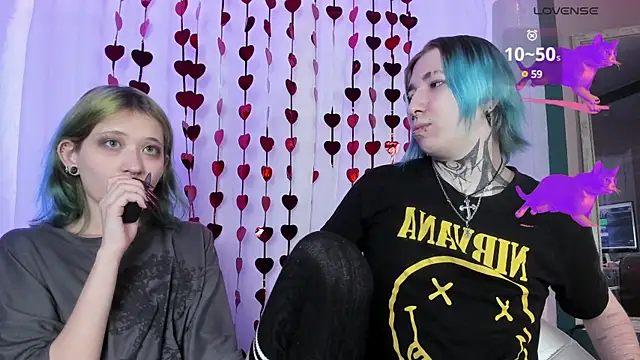 Snapshot of Milten-Trish chatting on 03-06-25, 11:42 Milten-Trish online show from 03-06-25, 11:42