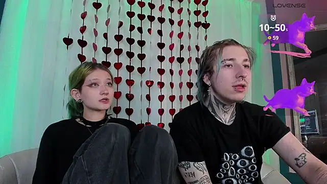 Snapshot of Milten-Trish chatting on 03-19-25, 09:27 Milten-Trish online show from 03-19-25, 09:27