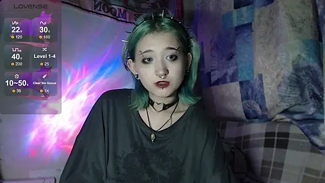 Snapshot of Milten-Trish chatting on 09-26-25, 08:35 Milten-Trish online show from 09-26-25, 08:35