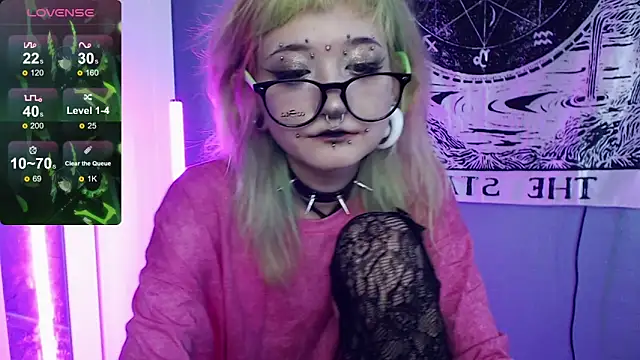 Snapshot of Milten-Trish chatting on 06-12-26, 01:59 Milten-Trish online show from 06-12-26, 01:59