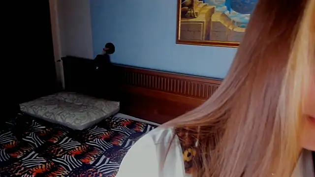 FalineDowlen online show from 02-17-25, 04:20