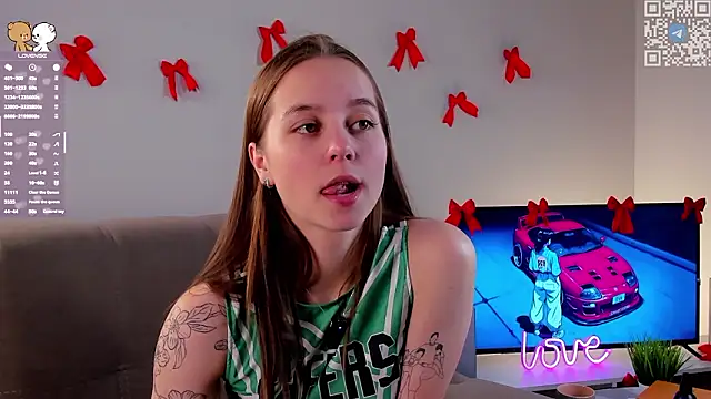 FalineDowlen online show from 02-20-26, 01:46