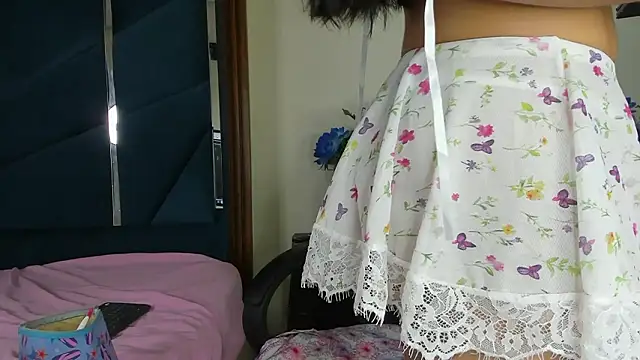 Snapshot of CarlaAlvez chatting on 02-23-26, 06:49 CarlaAlvez online show from 02-23-26, 06:49