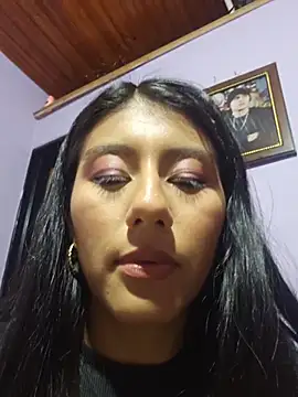 Snapshot of CarlaAlvez chatting on 03-24-26, 11:32 CarlaAlvez online show from 03-24-26, 11:32