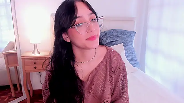 Snapshot of jaade_evergreen chatting on 12-27-24, 03:48 jaade evergreen online show from 12-27-24, 03:48